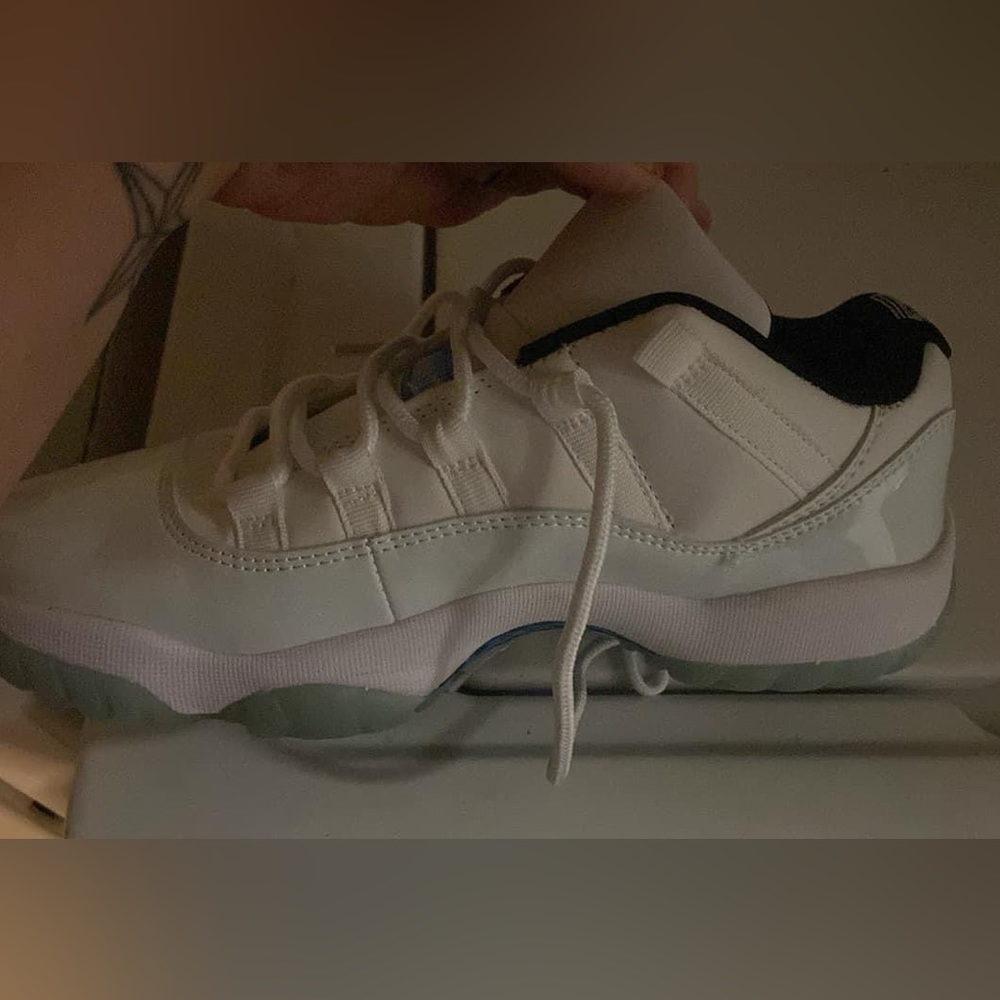 Nike Air Jordan 11 Retro Low Legend Blue  women’s size 7